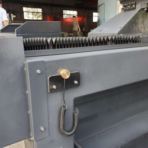 Automatic tool sensor