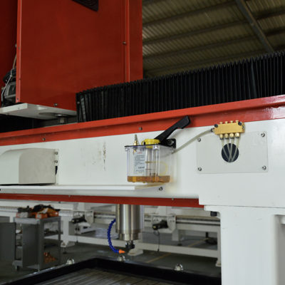 Auto lubrication system of CNC marble engraving machine
