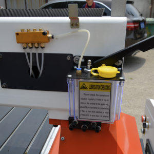 Wood CNC router machine automatic lubrication system
