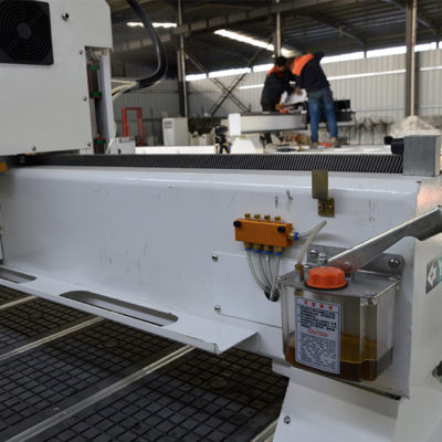 lubrication system on cnc router machine